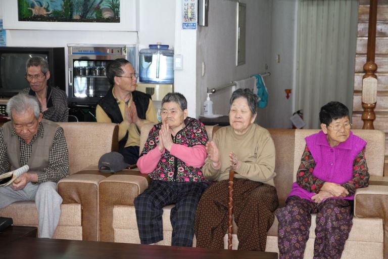 매주 수요일  종교활동모습