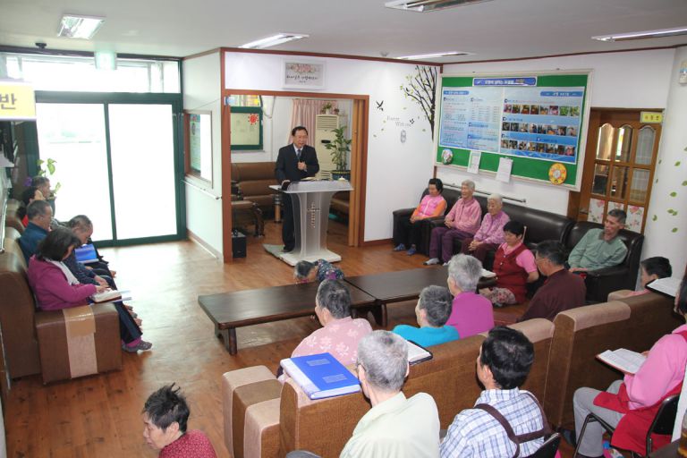 매주 수요일  종교활동모습