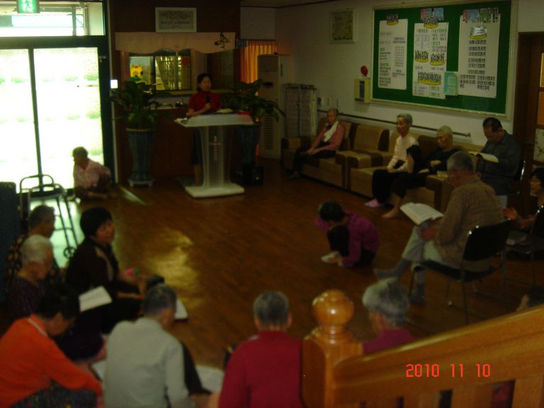 매주 수요일 일요일 종교활동모습