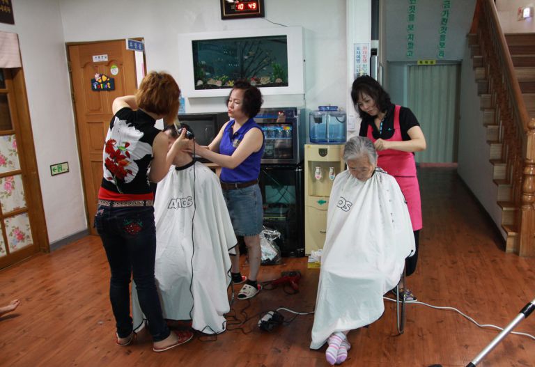 어르신 머리손질하는날