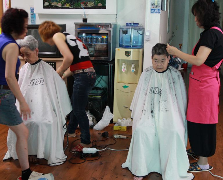 어르신 머리손질하는날