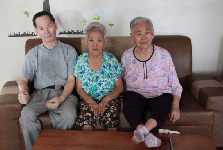 머르손질 기달리시면서~ 