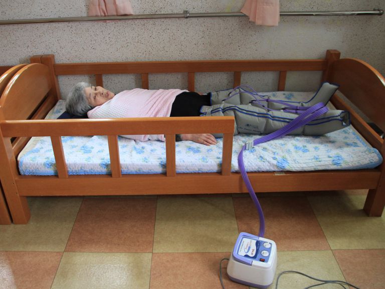 어르신들 매일 매일 받는 물리치료입니다.