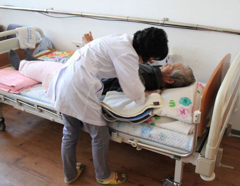 매일매일 어르신들께 해드리고있습니다.