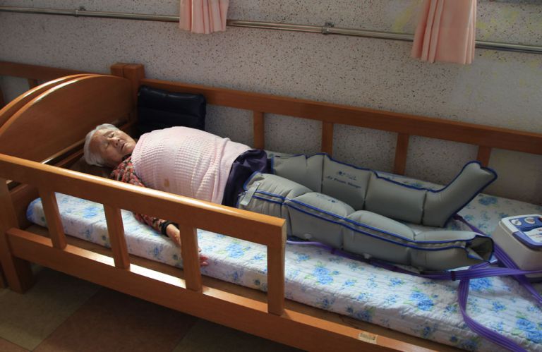 매일 매일 한분 한분 물리치료를 해드립니다.