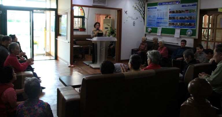 매주 수요일  종교활동모습