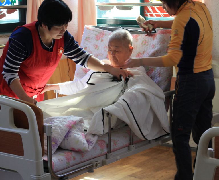 어르신 머리손질하는날