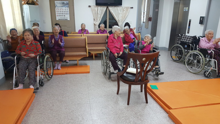 소망이넘치는요양원 (행복샘물교회) 예배 